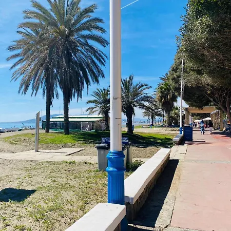 Apartament Bonito En 2º Linea De Playa & Parking Malaga